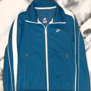 (SOLD)💙Vintage Nike zip up track jacket💙(SOLD)